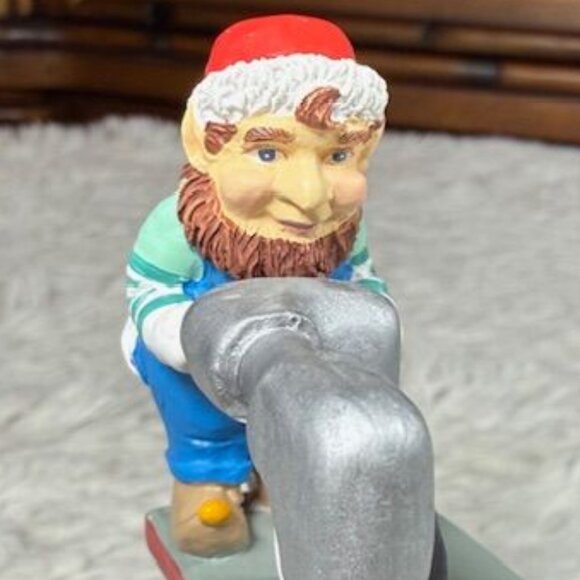 Vintage Coca-Cola 'Quality Control' North Pole Bottling Works Figurine #71005 - Picture 3 of 16